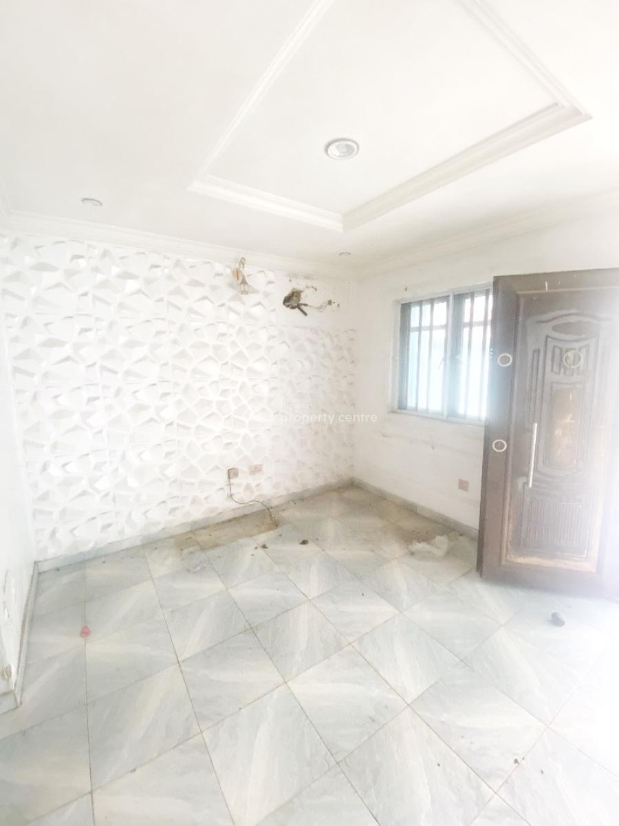 Luxury Mini Flat, Olowora, Omole Phase 2, Ikeja, Lagos, Mini Flat (room and Parlour) for Rent
