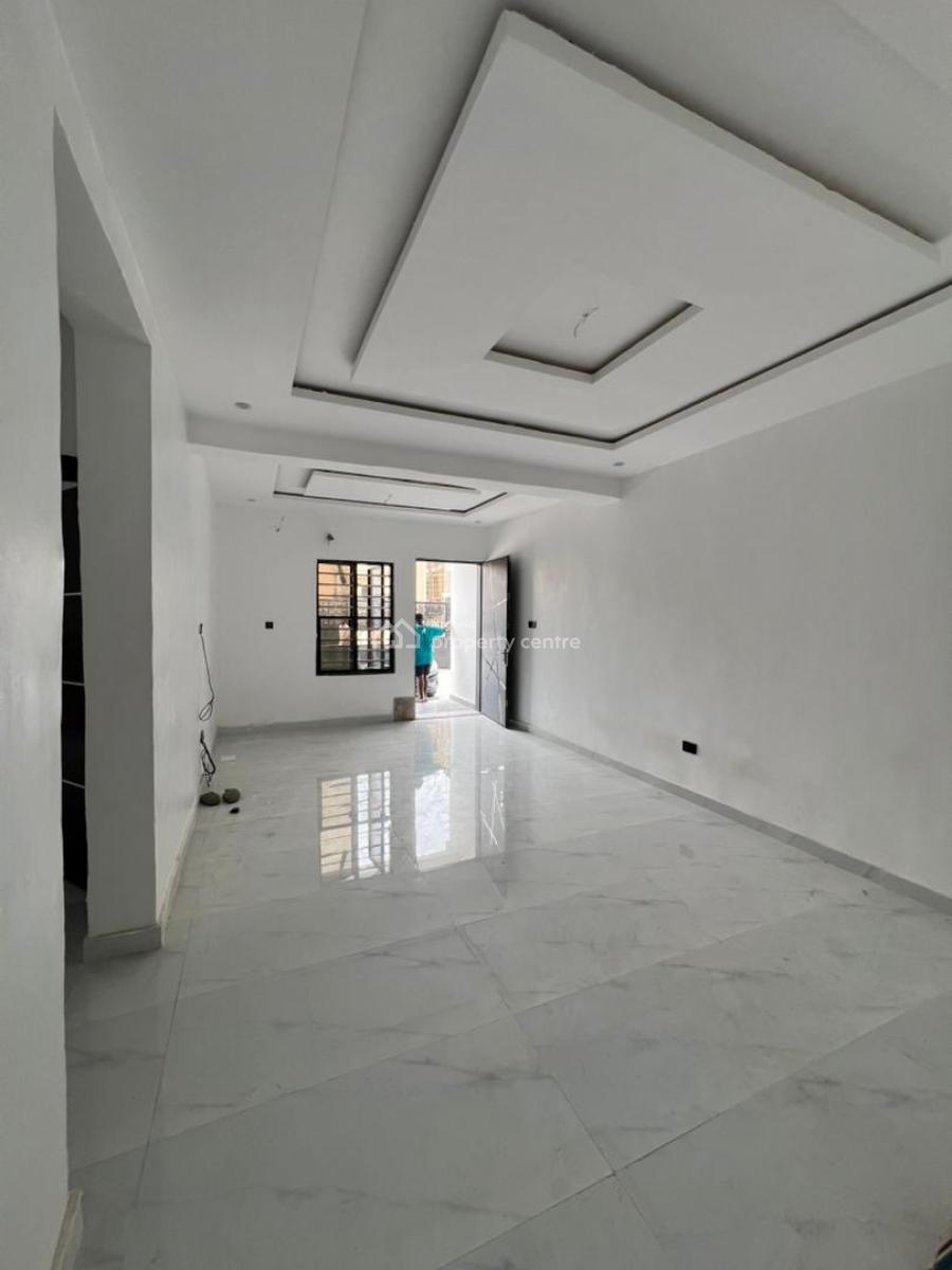 Standard 2 Bedroom Apartment, Igbo Efon, Lekki, Lagos, Flat / Apartment for Rent