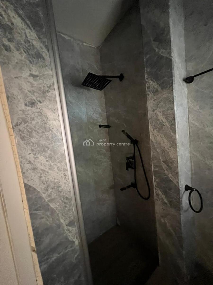 Exclusive Spacious 3 Bedroom Apartment in a Secure Estate, Freedom Way, Lekki, Lagos, Flat / Apartment for Rent