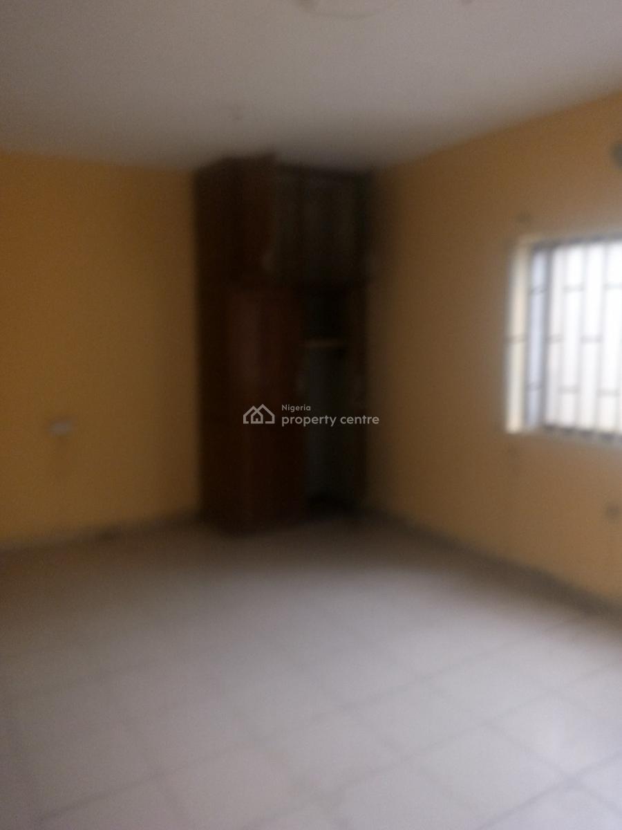 Extra-large 3 Bedrom Flat (upstairs), Oke-ira, Ogba, Ikeja, Lagos, Flat / Apartment for Rent