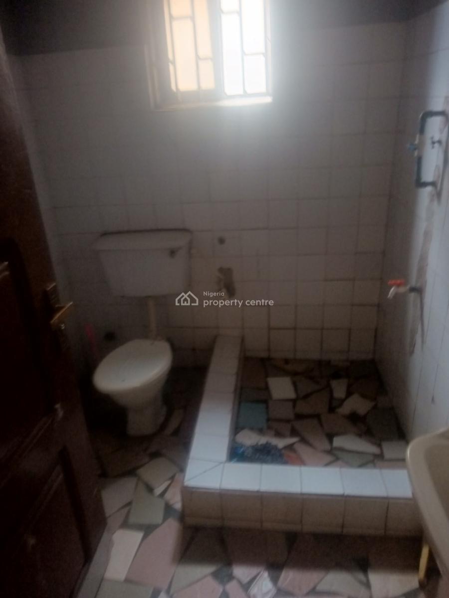 Extra-large 3 Bedrom Flat (upstairs), Oke-ira, Ogba, Ikeja, Lagos, Flat / Apartment for Rent