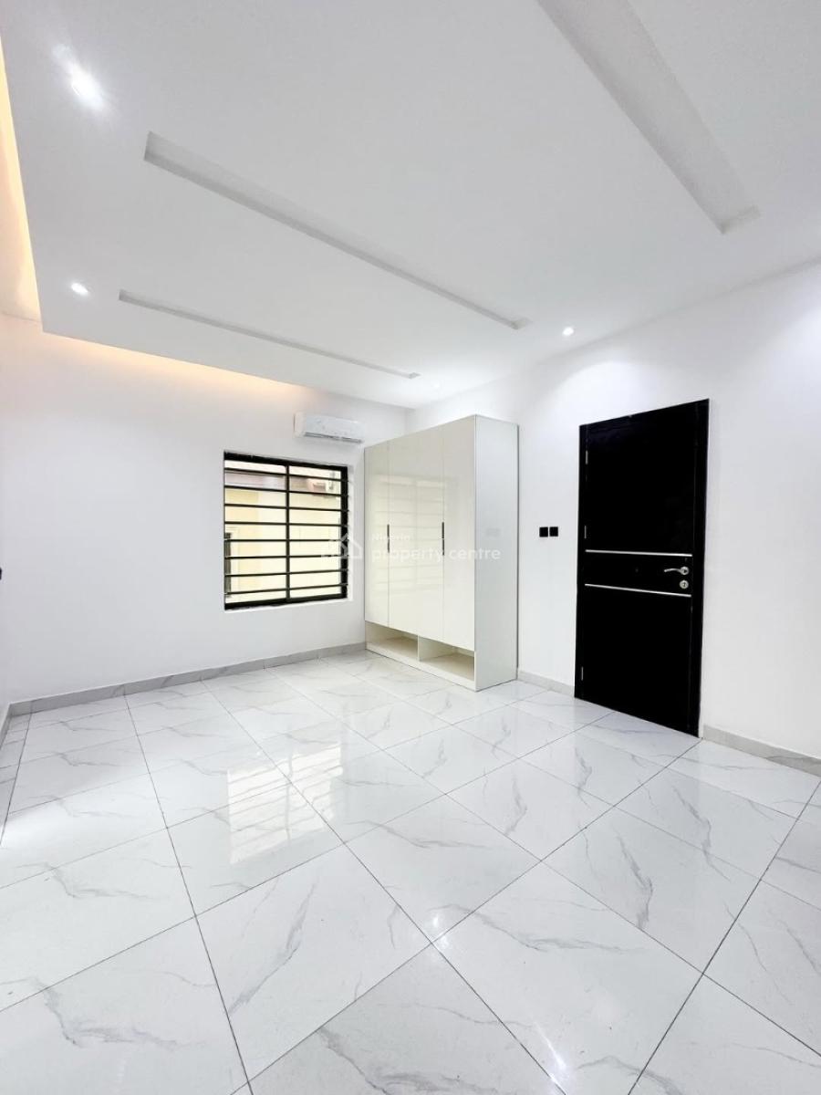 Serviced 3 Bedroom Apartment with Bq, Lekki Phase 1, Lekki, Lagos, Detached Duplex for Sale