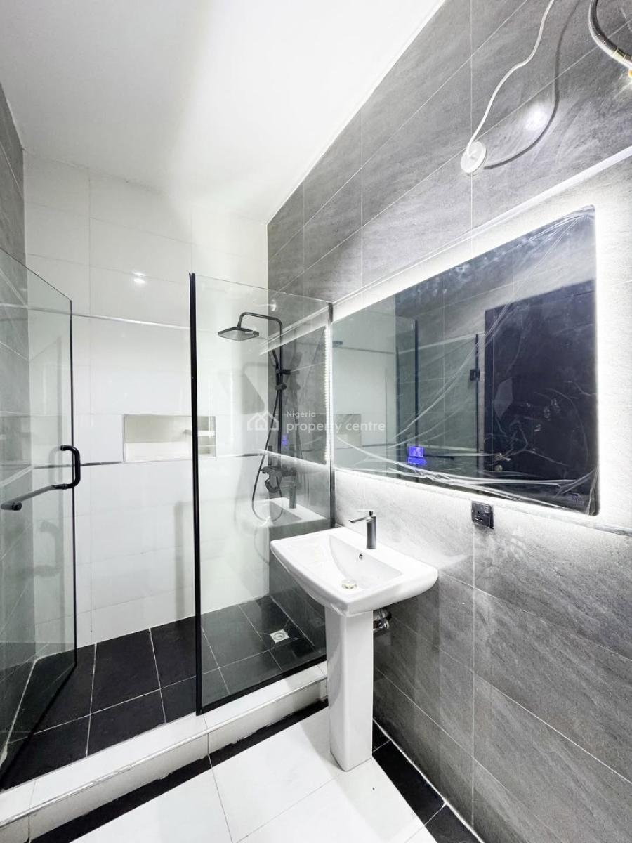 Serviced 3 Bedroom Apartment with Bq, Lekki Phase 1, Lekki, Lagos, Detached Duplex for Sale