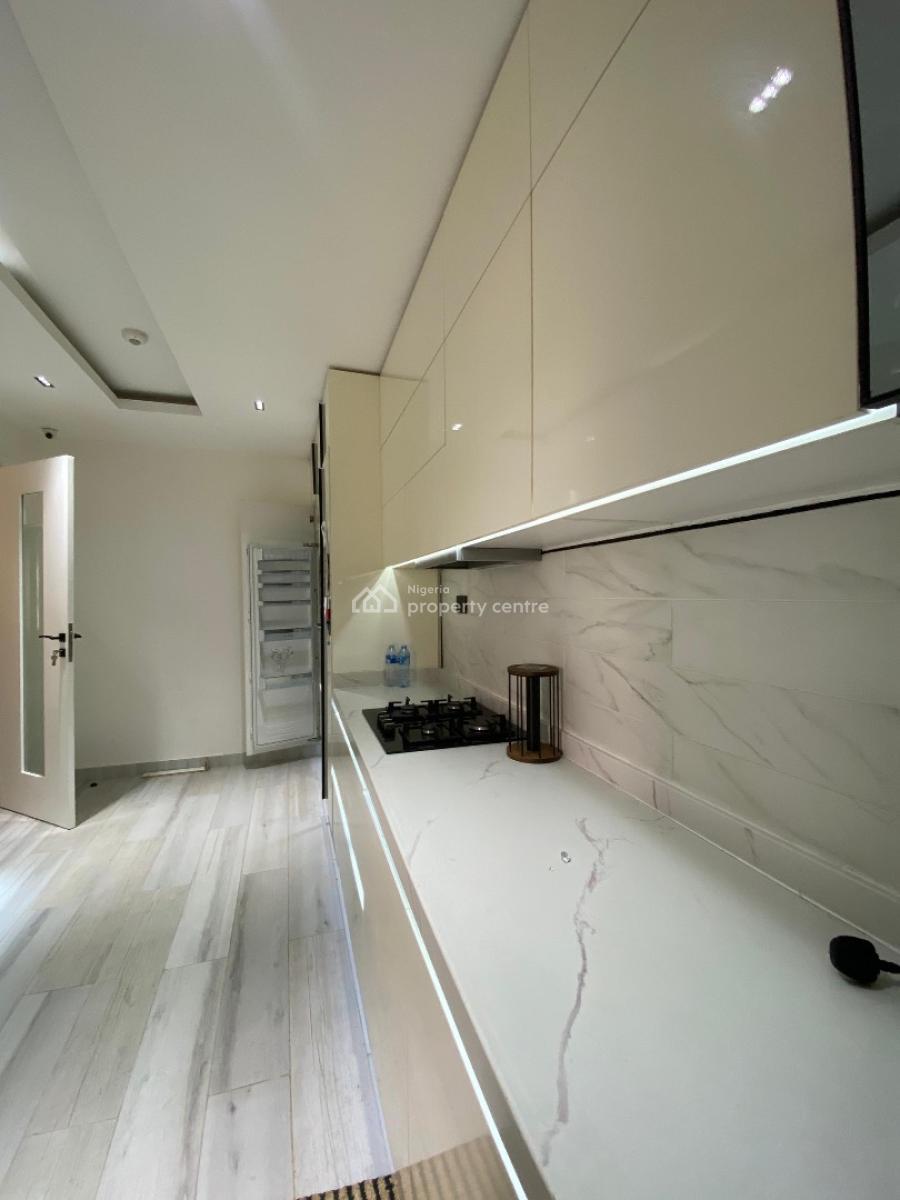 Well Maintained 3 Bedrooms Apartment, Banana Island, Ikoyi, Lagos, Flat / Apartment for Sale