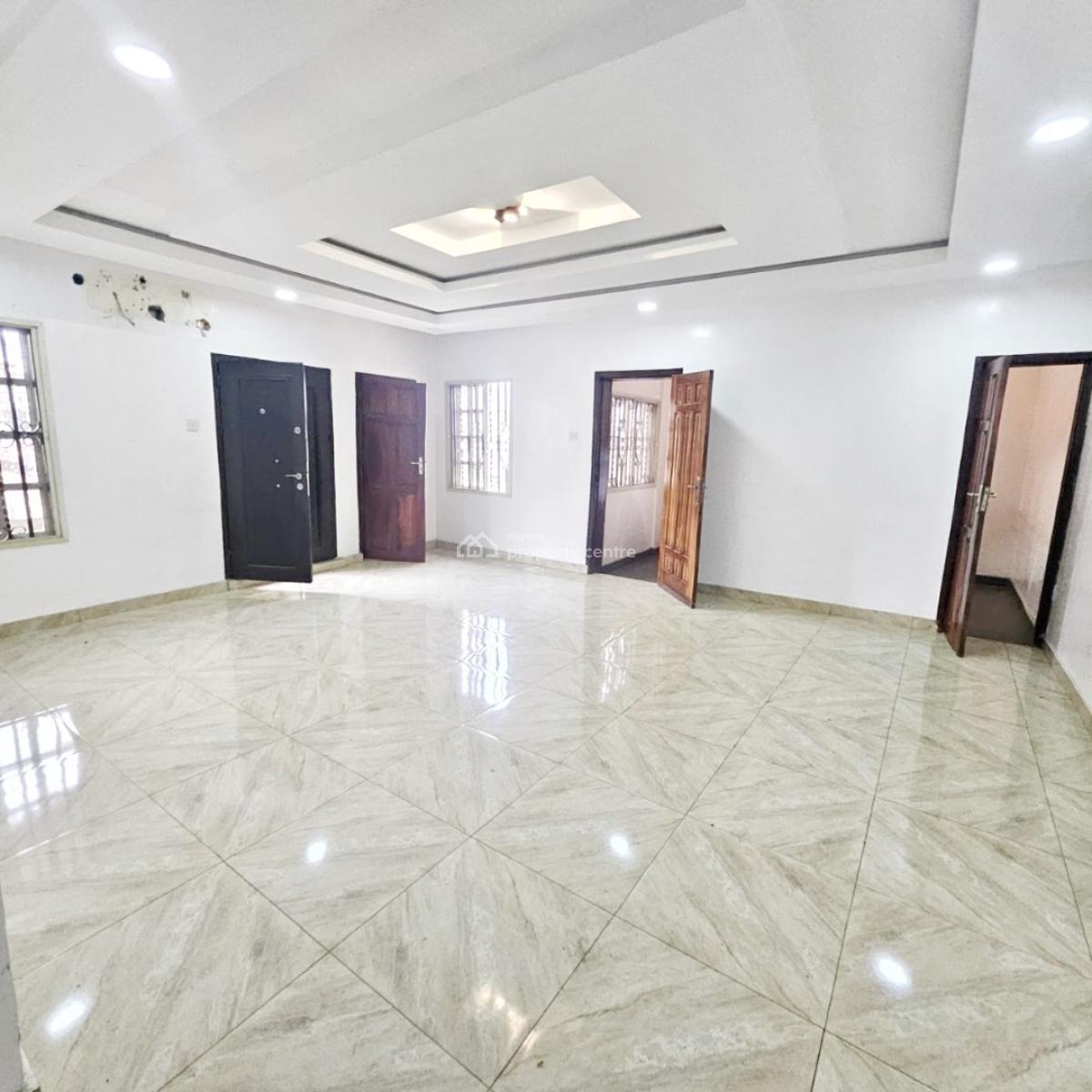 a Well Maintained Spacious 3 Bedroom Flat, Gra Phase 2, Magodo, Lagos, Flat / Apartment for Rent