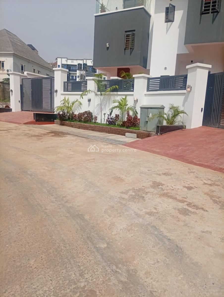 Luxury and Exquisitely Finished 4 Bedroom Semi Detached Duplex with Bq, Guzape District, Abuja, Semi-detached Duplex for Sale