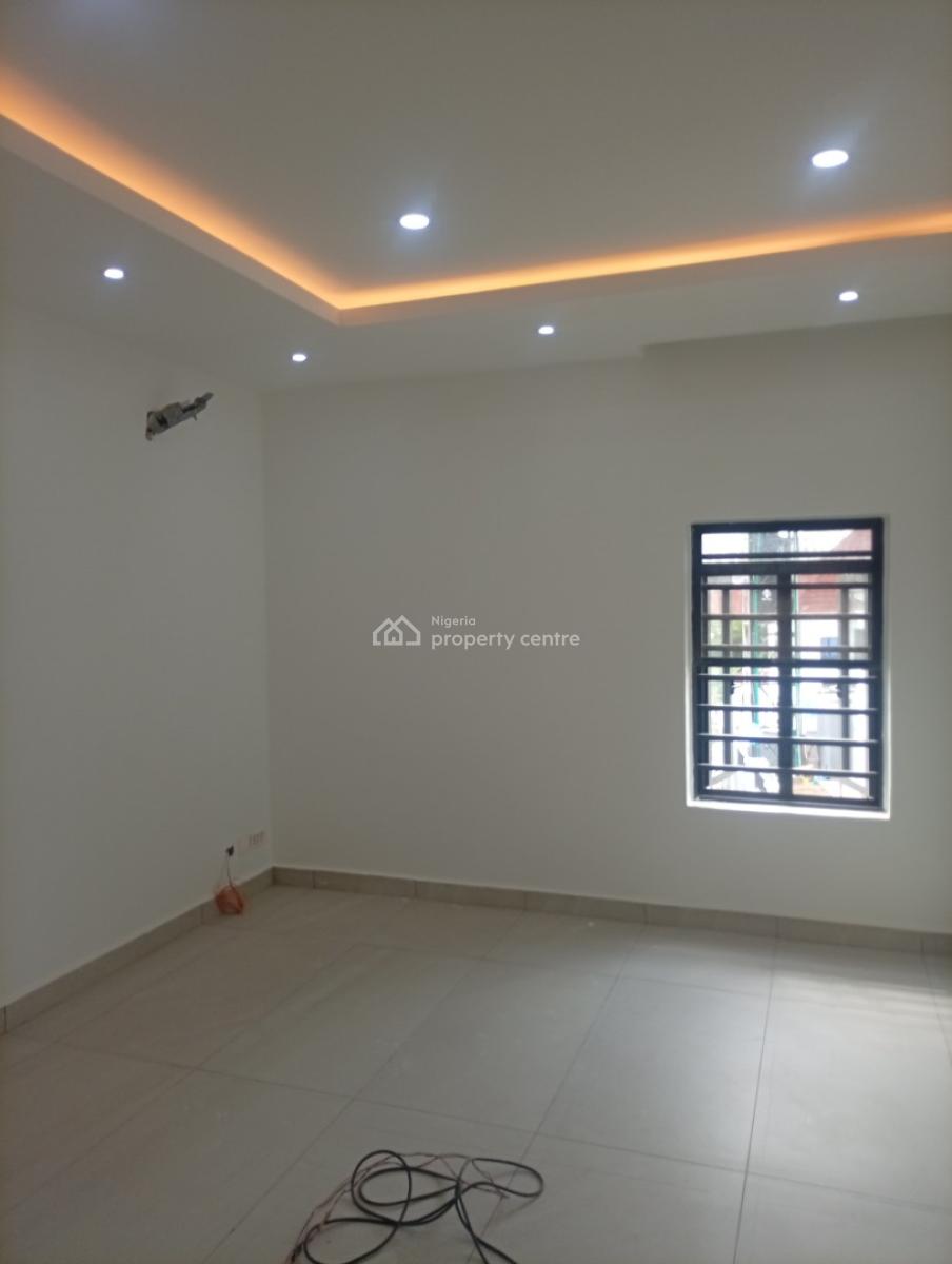 Luxury and Exquisitely Finished 4 Bedroom Semi Detached Duplex with Bq, Guzape District, Abuja, Semi-detached Duplex for Sale