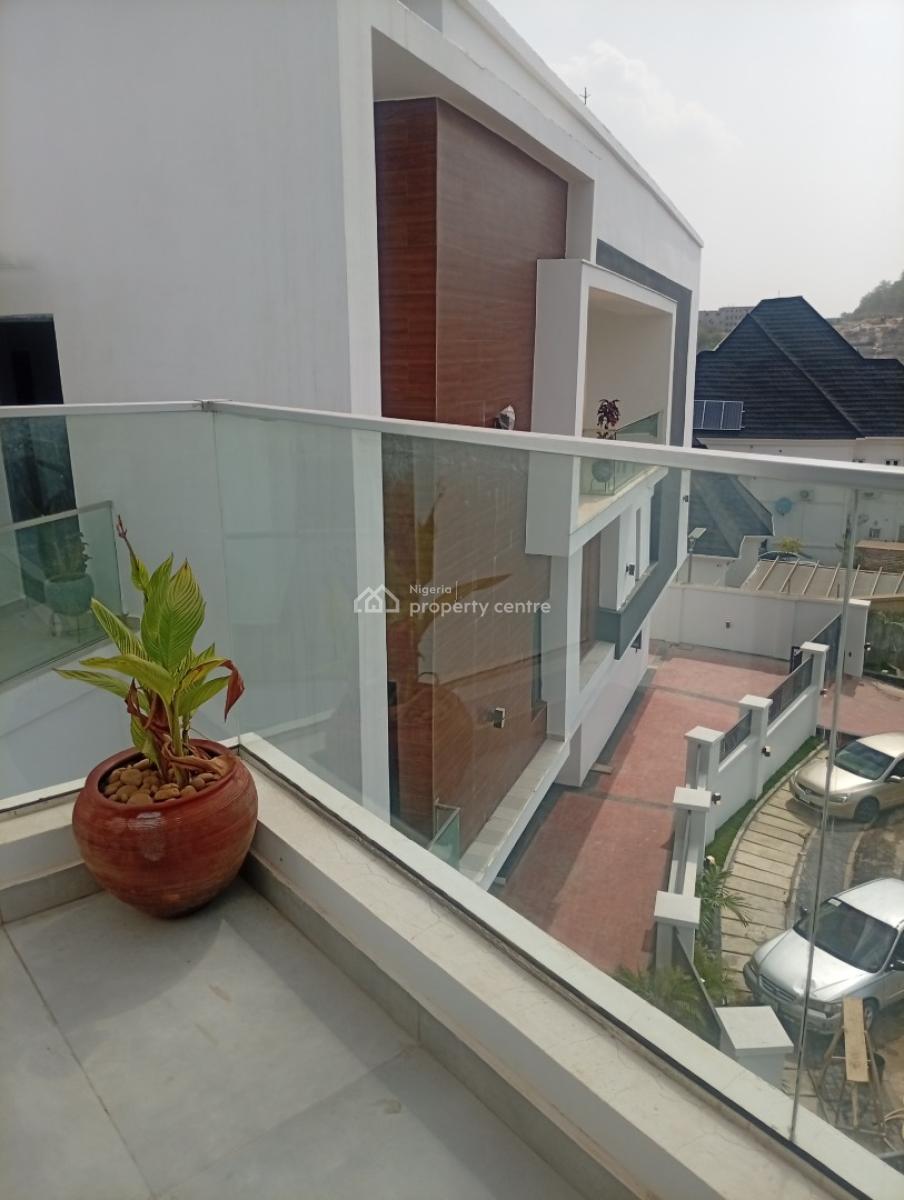 Luxury and Exquisitely Finished 4 Bedroom Semi Detached Duplex with Bq, Guzape District, Abuja, Semi-detached Duplex for Sale