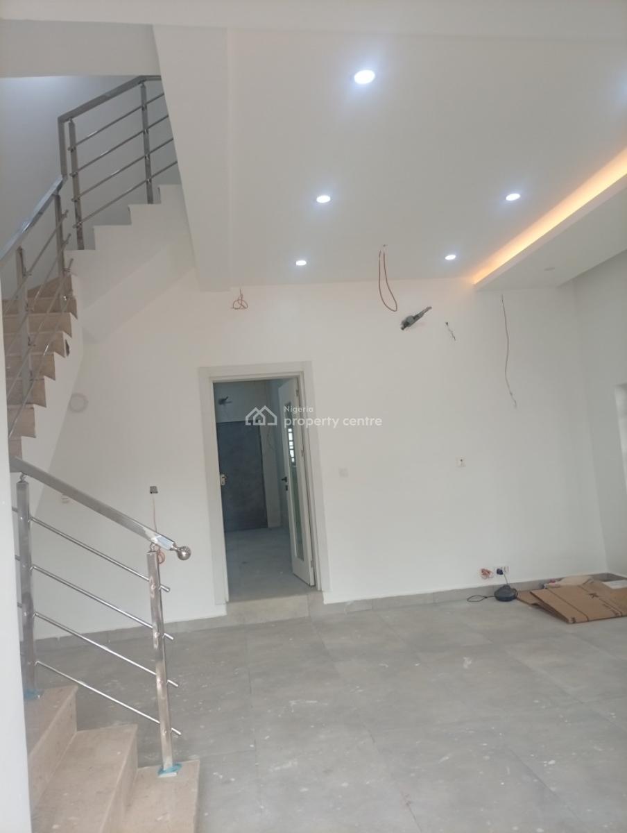 Luxury and Exquisitely Finished 4 Bedroom Semi Detached Duplex with Bq, Guzape District, Abuja, Semi-detached Duplex for Sale