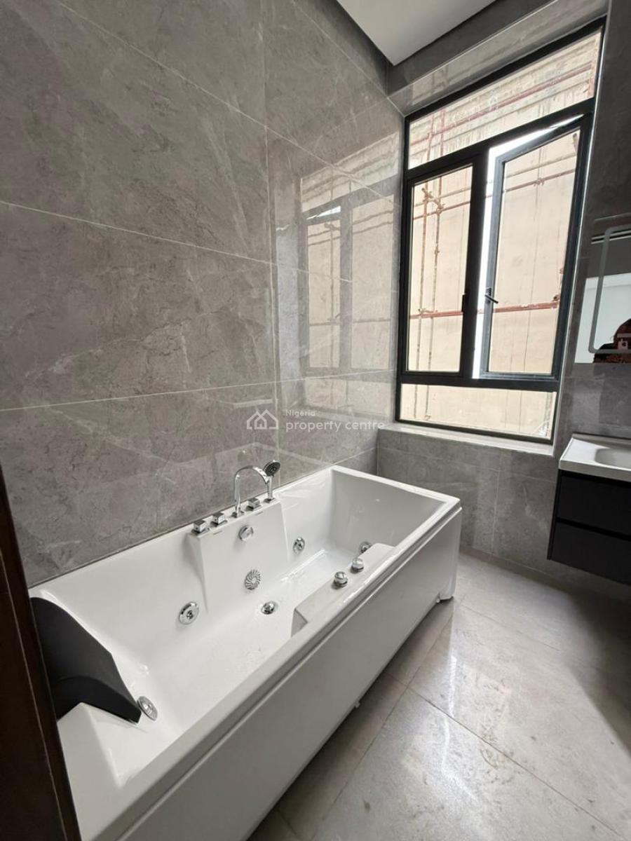 5 Bedroom Fully Detached Villa with 2 Bq and Swimming Pool, Lekki Phase 1, Lekki, Lagos, Detached Duplex for Sale