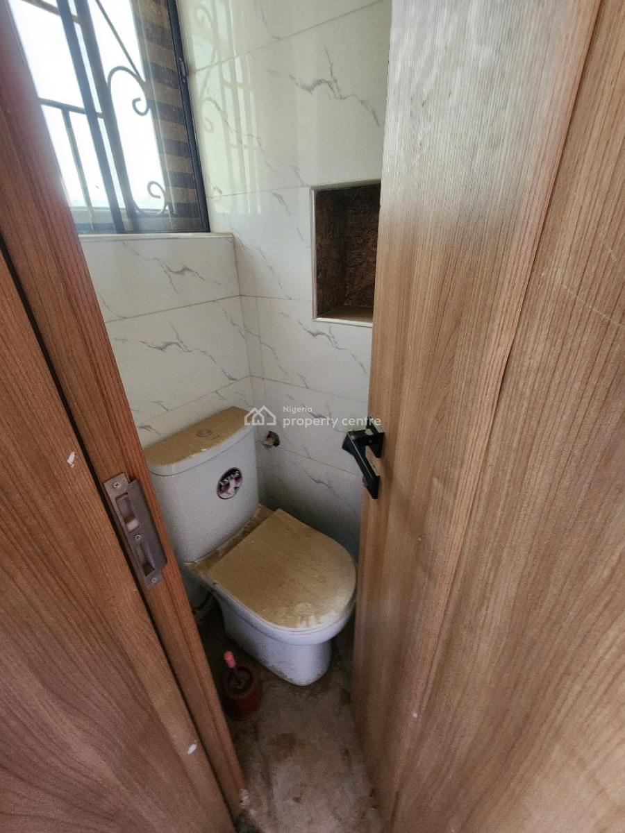 Luxury Two Bedroom Block of Flat, News Engineering Dawaki, Dawaki, Gwarinpa, Abuja, Flat / Apartment for Rent