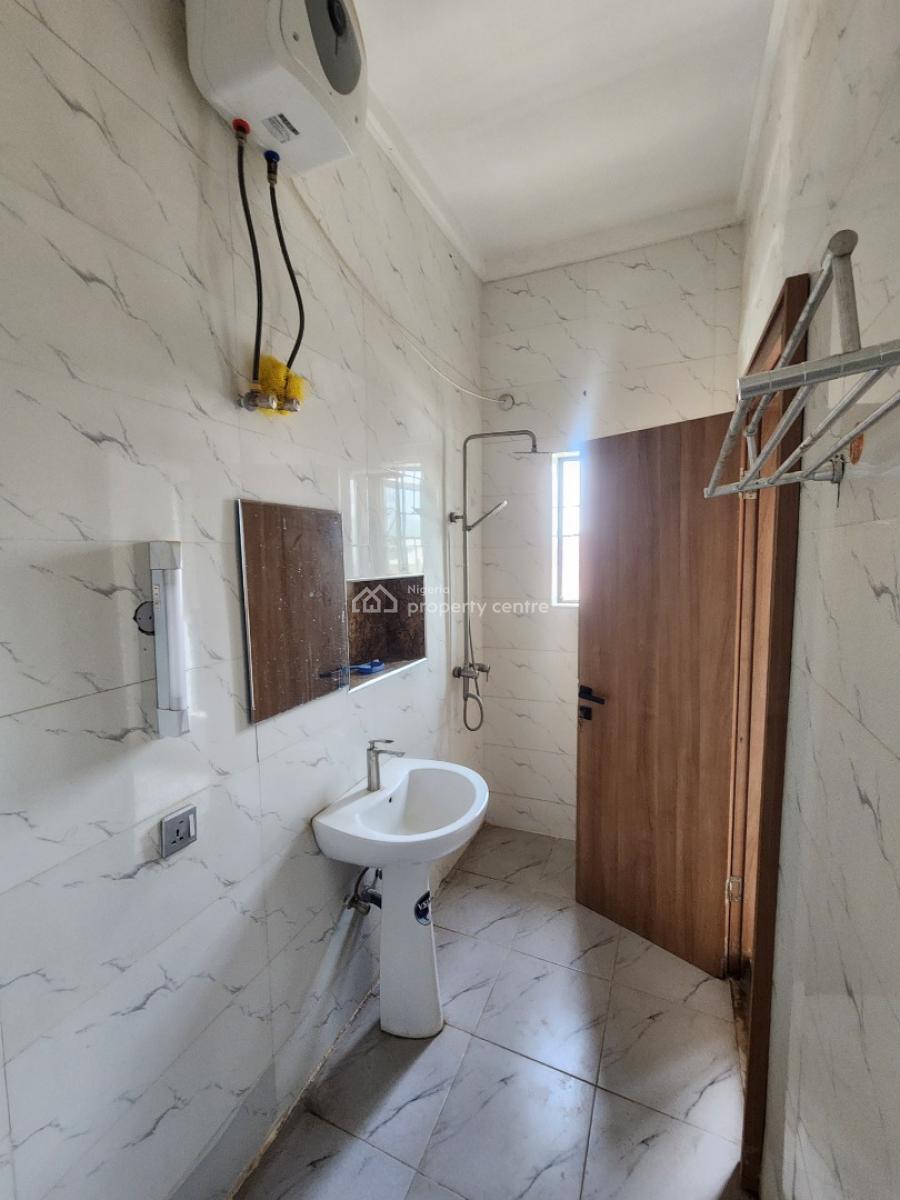 Luxury Two Bedroom Block of Flat, News Engineering Dawaki, Dawaki, Gwarinpa, Abuja, Flat / Apartment for Rent