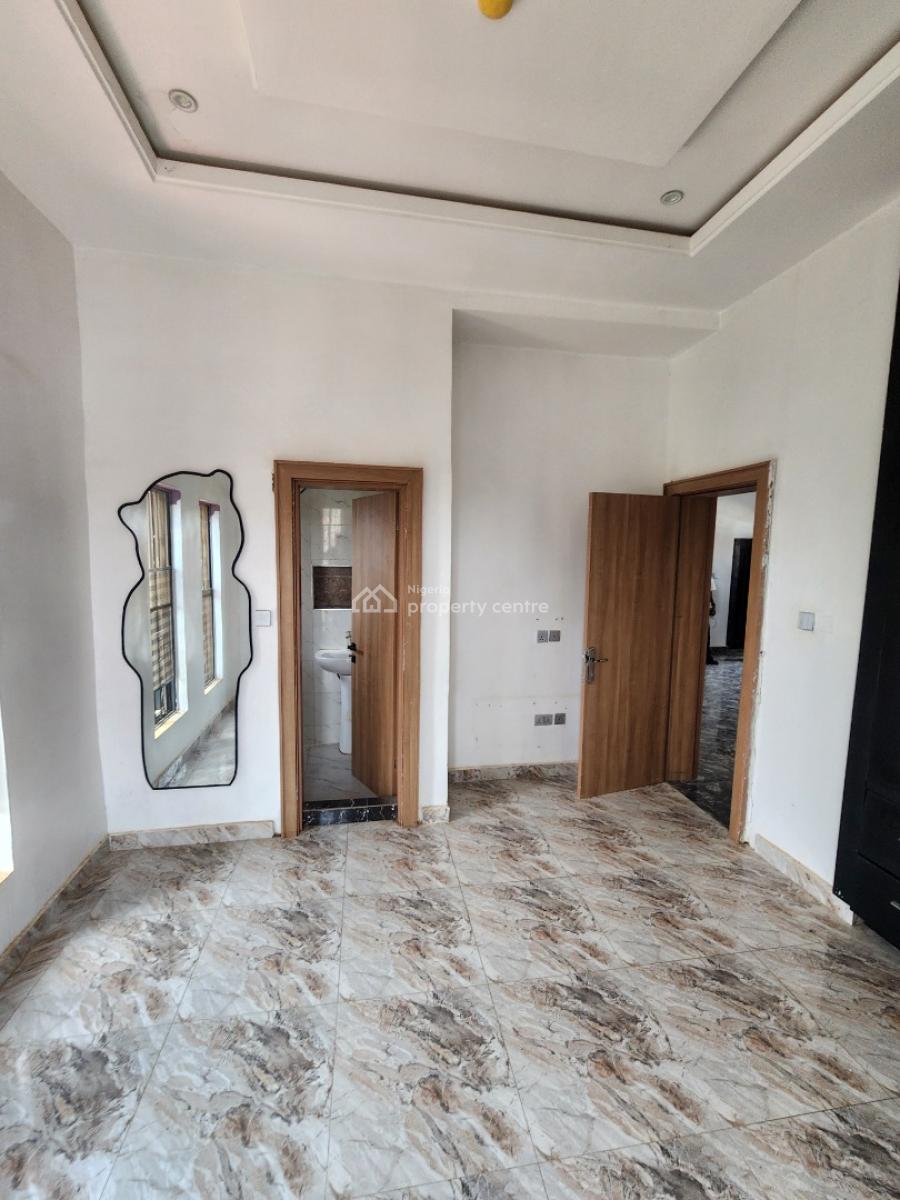 Luxury Two Bedroom Block of Flat, News Engineering Dawaki, Dawaki, Gwarinpa, Abuja, Flat / Apartment for Rent