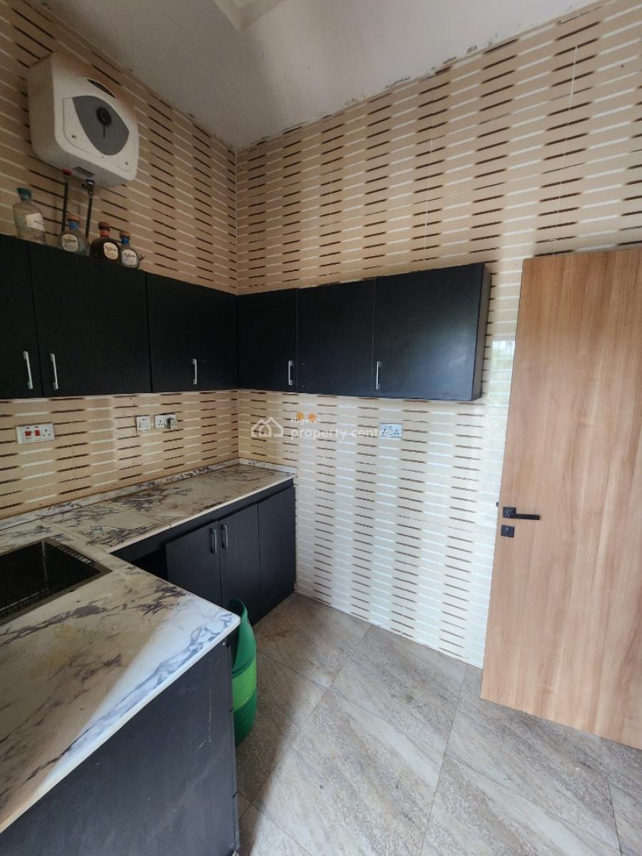 Luxury Two Bedroom Block of Flat, News Engineering Dawaki, Dawaki, Gwarinpa, Abuja, Flat / Apartment for Rent