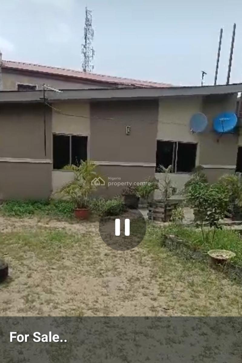 5 Bedroom Bungalow, Ajoke Street, Close to Canal Estate, Okota, Isolo, Lagos, Flat / Apartment for Sale