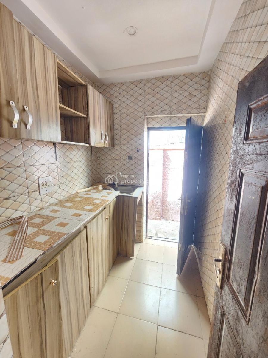 Luxury One Bedroom Block of Flat, News Engineering, Dawaki, Gwarinpa, Abuja, Flat / Apartment for Rent