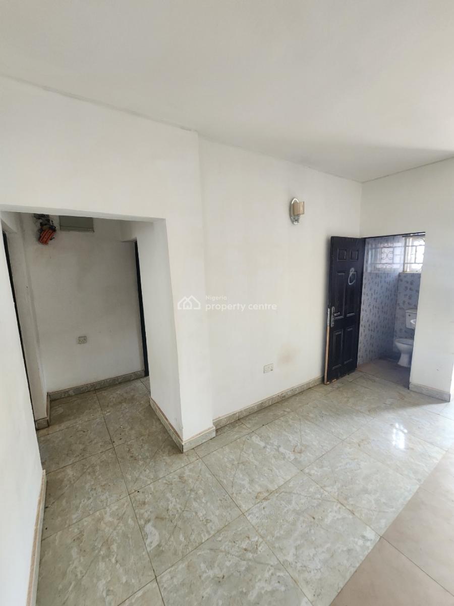 Luxury Two Bedroom Block of Flat, Dawaki, Gwarinpa, Abuja, Flat / Apartment for Rent