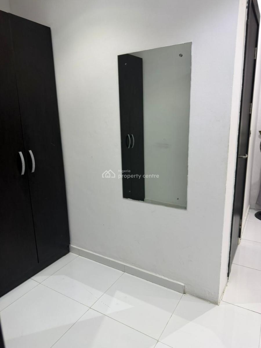 Lovely Finished Fully Furnished 3 Bedroom Flat in a Secure Estate, Lekki Phase 1, Lekki, Lagos, Flat / Apartment for Rent