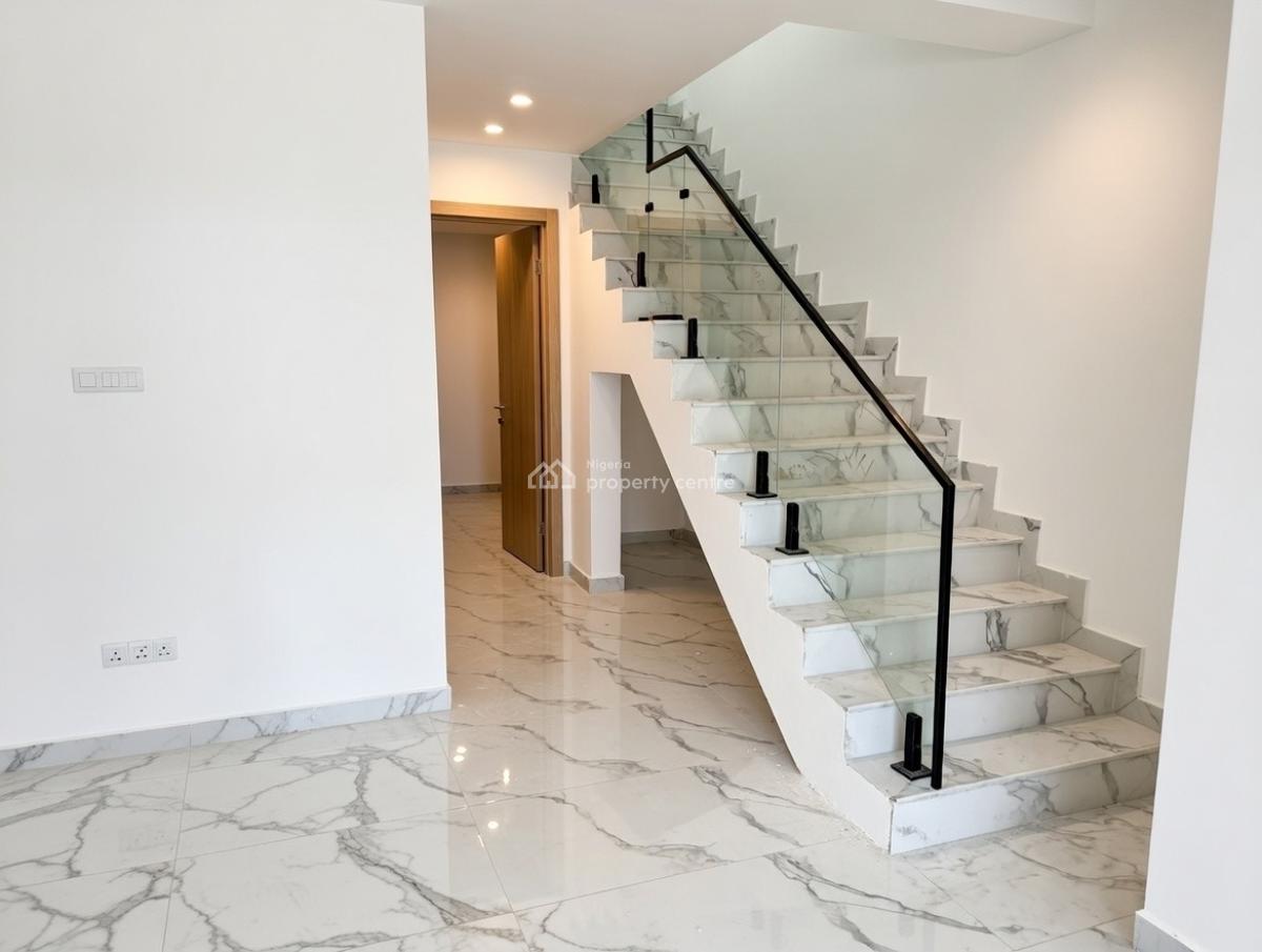 (direct Brief) 4 Bedroom Terrace with Bq, Aurora, Ikeja Gra, Ikeja, Lagos, Terraced Duplex for Sale