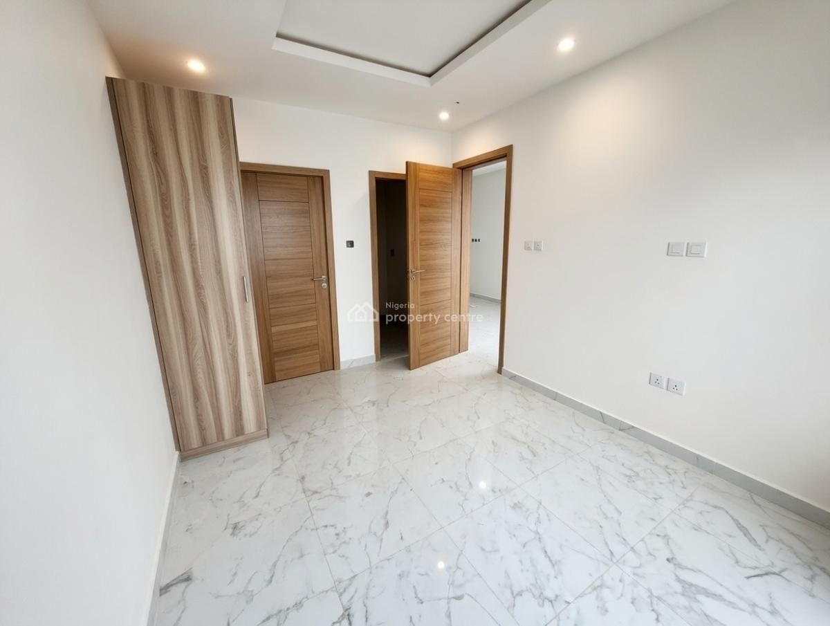 (direct Brief) 4 Bedroom Terrace with Bq, Aurora, Ikeja Gra, Ikeja, Lagos, Terraced Duplex for Sale