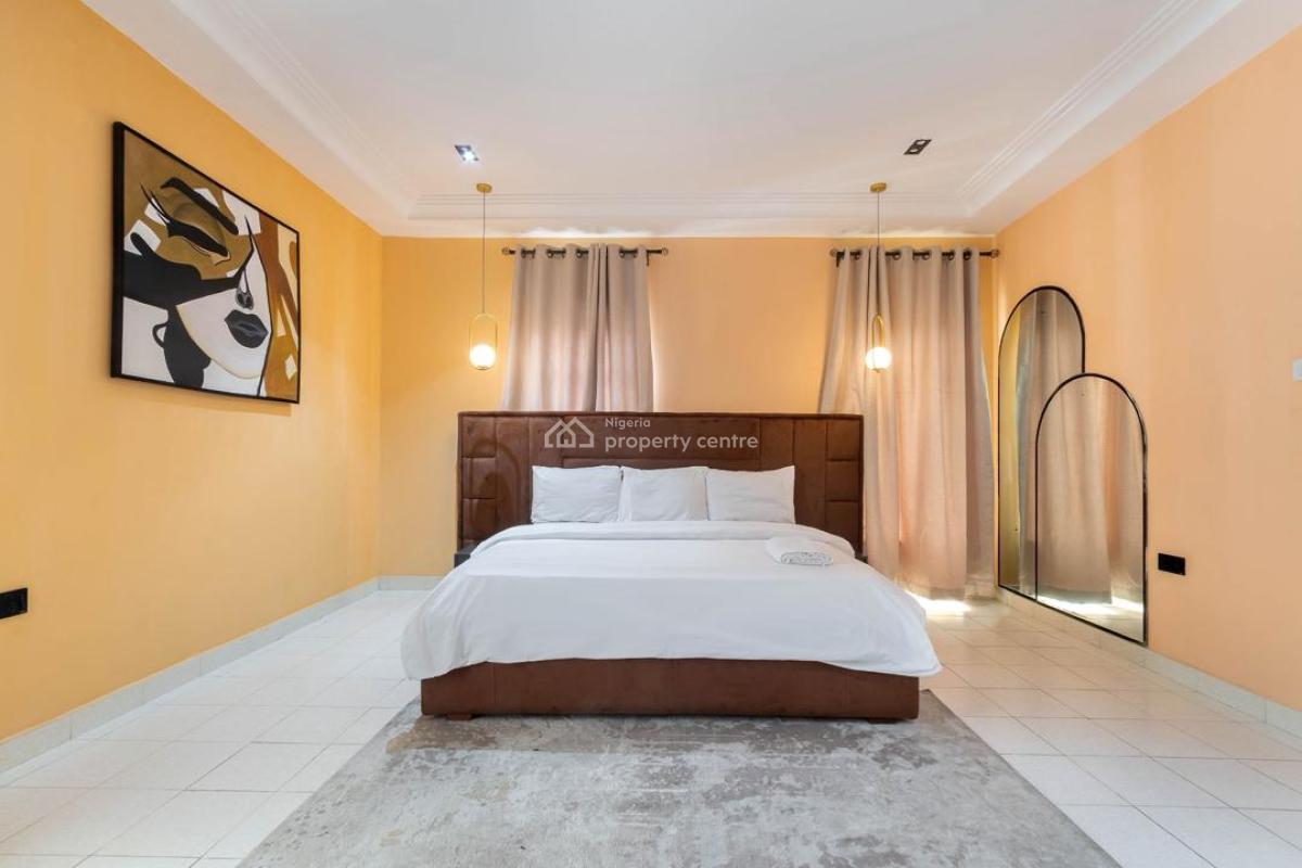 3 Bedroom Apartment with Dazzling City View ( Water Front), Lekki Phase 1, Lekki, Lagos, Flat / Apartment Short Let