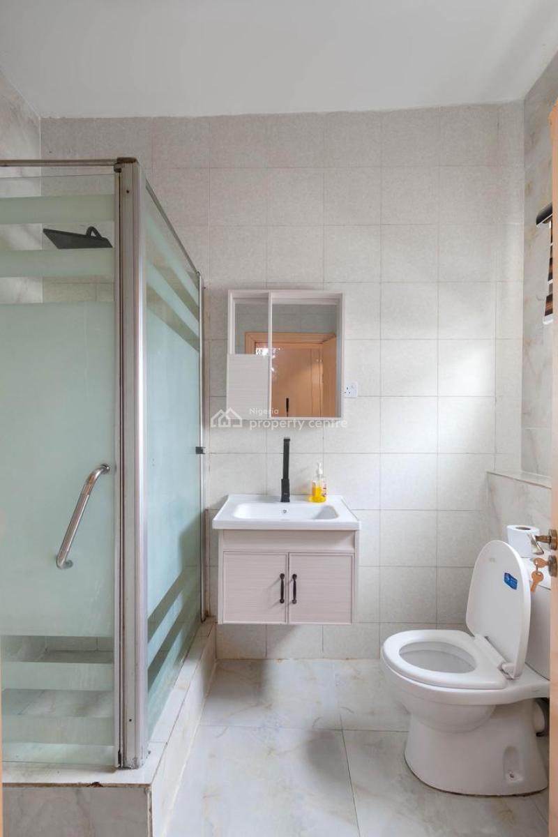 3 Bedroom Apartment with Dazzling City View ( Water Front), Lekki Phase 1, Lekki, Lagos, Flat / Apartment Short Let