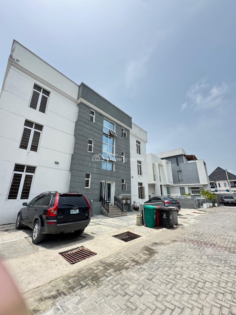 Luxury 3 Bedrom  Apartment Very Spacious in a Nice Ambiance Good Estate, Orchid Road, Lekki, Lagos, Flat / Apartment for Rent
