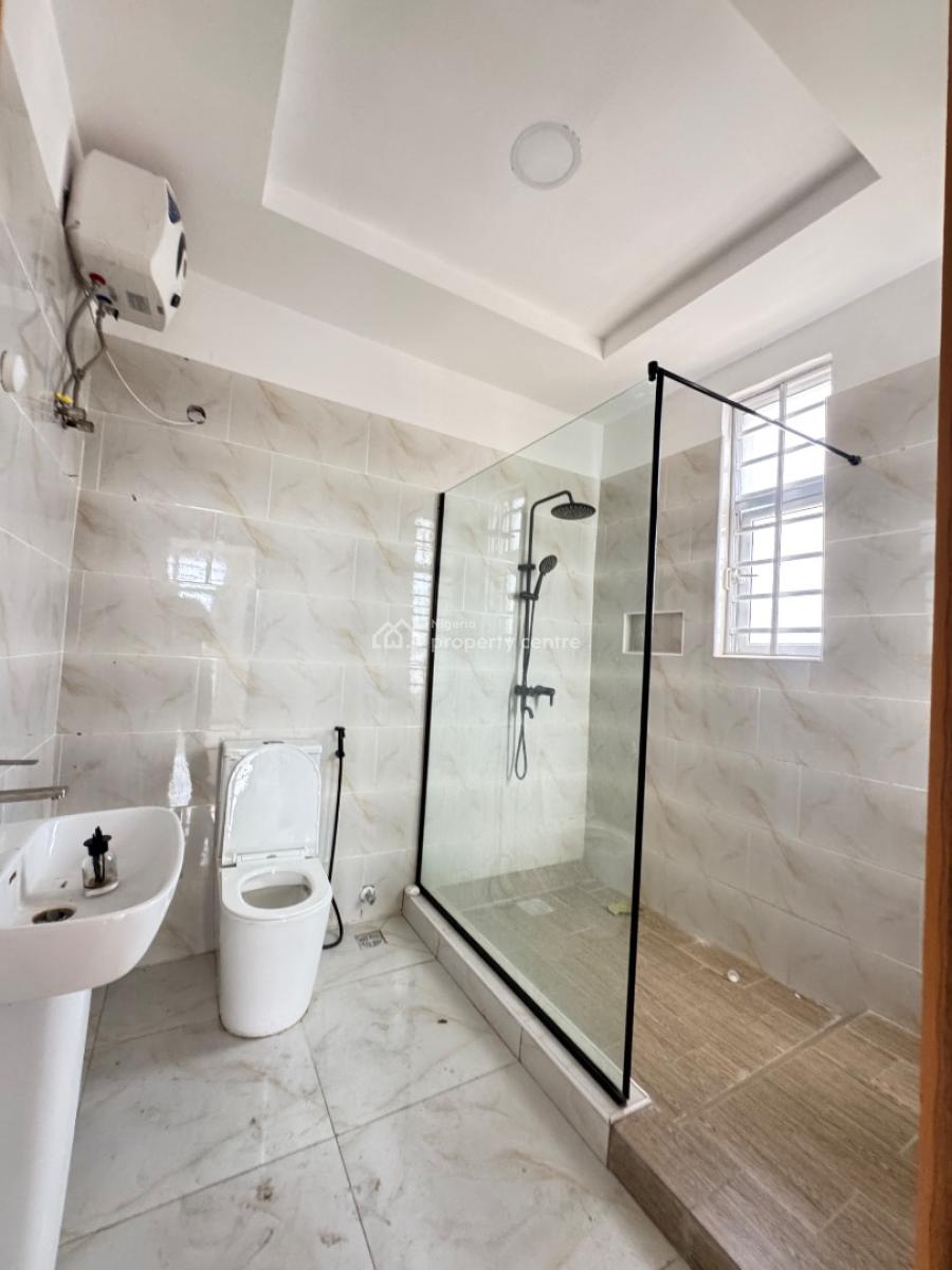 Luxury 3 Bedrom  Apartment Very Spacious in a Nice Ambiance Good Estate, Orchid Road, Lekki, Lagos, Flat / Apartment for Rent