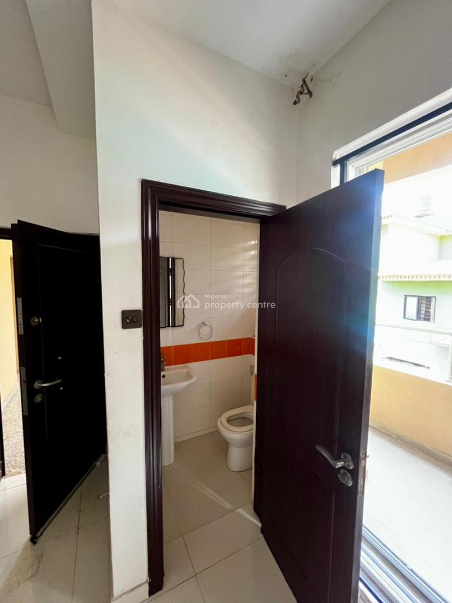 Luxury 3 Bedroom Apartment with Excellent Finishing, Lekki Phase 1, Lekki, Lagos, Flat / Apartment for Rent