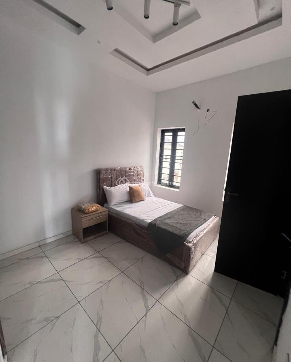 2 Bedroom Apartment, Ologolo, Lekki, Lagos, House for Sale