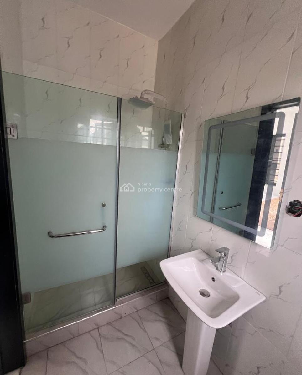 2 Bedroom Apartment, Ologolo, Lekki, Lagos, House for Sale