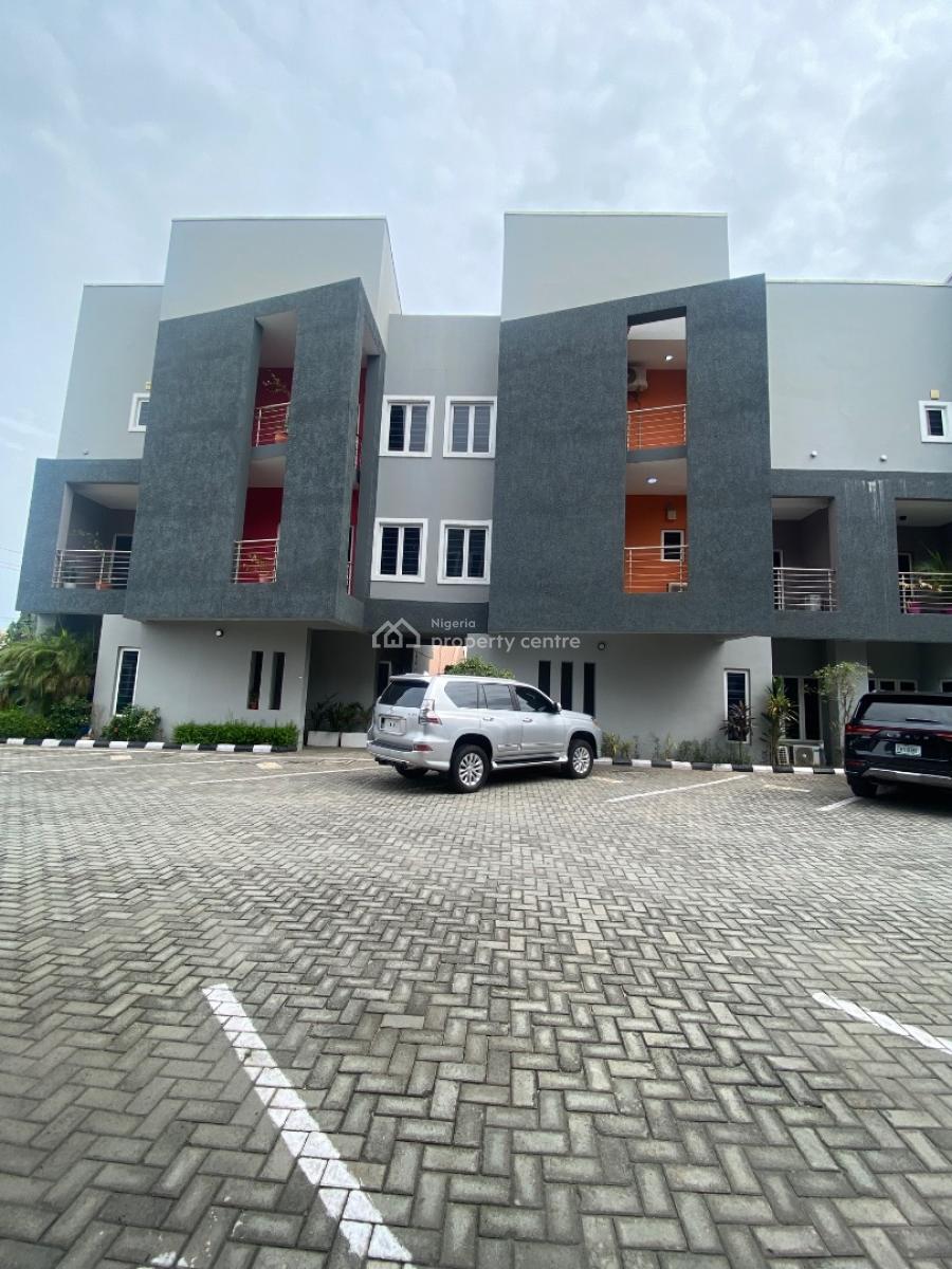 4 Bedroom Triplex with Private Jetty Waterfront, Admiralty Road, Lekki Phase 1, Lekki, Lagos, Terraced Duplex for Sale