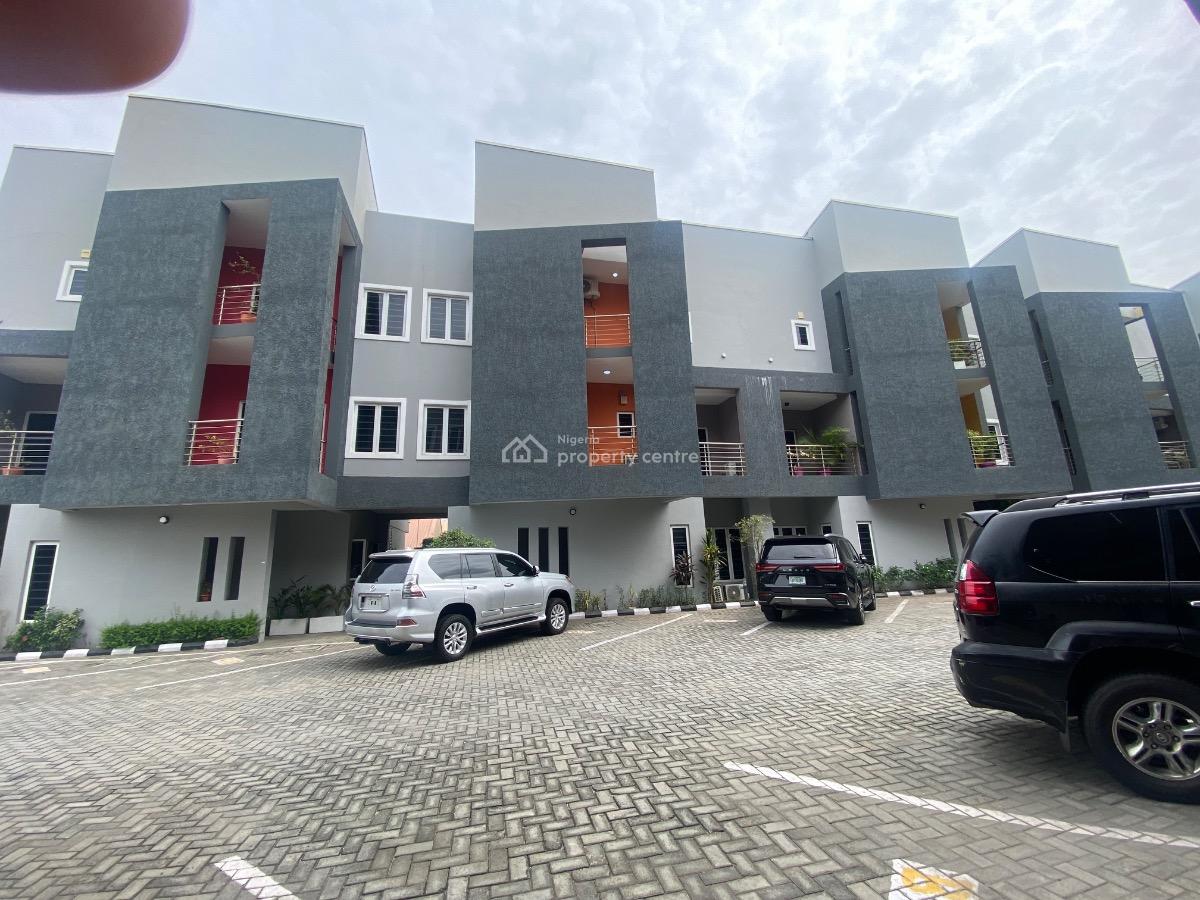 4 Bedroom Triplex with Private Jetty Waterfront, Admiralty Road, Lekki Phase 1, Lekki, Lagos, Terraced Duplex for Sale