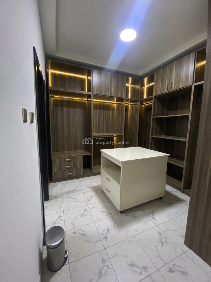 4 Bedroom Triplex with Private Jetty Waterfront, Admiralty Road, Lekki Phase 1, Lekki, Lagos, Terraced Duplex for Sale