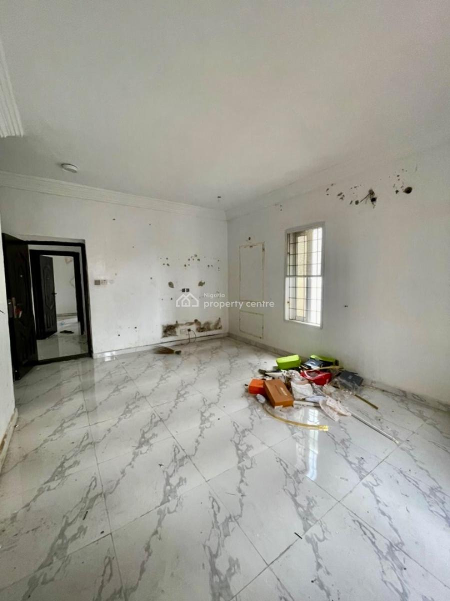 Upstairs and Comes with Inverter, Blenco Supermarket Area, Olokonla, Ajah, Lagos, Flat / Apartment for Rent