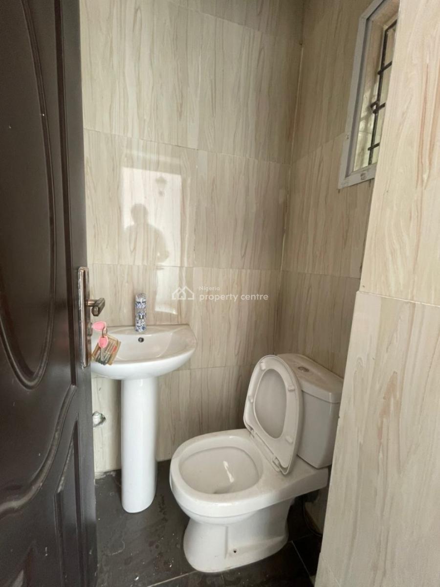 Upstairs and Comes with Inverter, Blenco Supermarket Area, Olokonla, Ajah, Lagos, Flat / Apartment for Rent