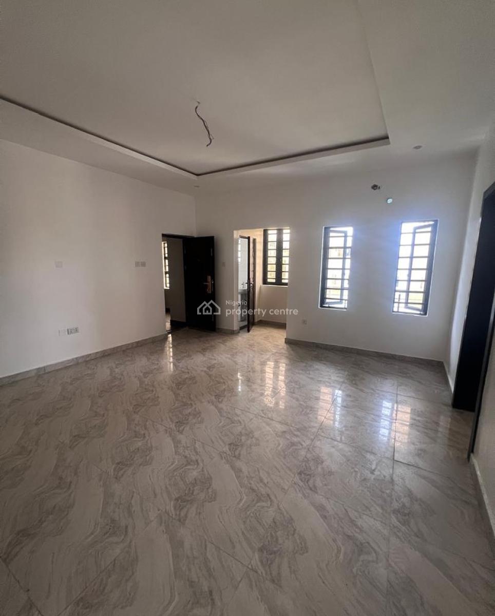 2 Bedroom Apartment, Ologolo, Lekki, Lagos, House for Sale