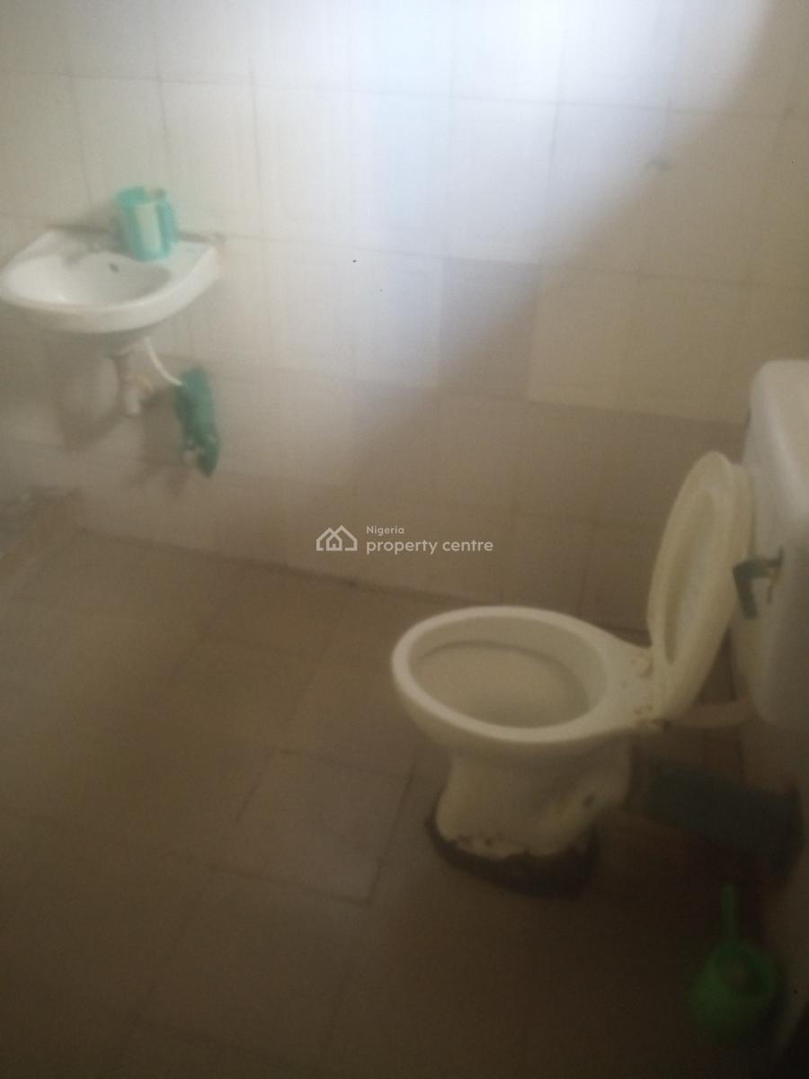 2 Bedroom with 3 Toilets & Close Proximity Fit for Business, Paradise Estate, Lakowe, Ibeju Lekki, Lagos, House for Rent