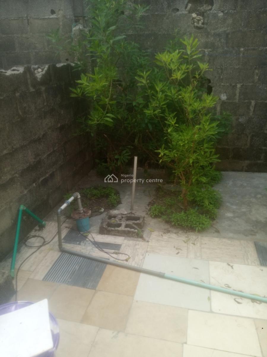 2 Bedroom with 3 Toilets & Close Proximity Fit for Business, Paradise Estate, Lakowe, Ibeju Lekki, Lagos, House for Rent