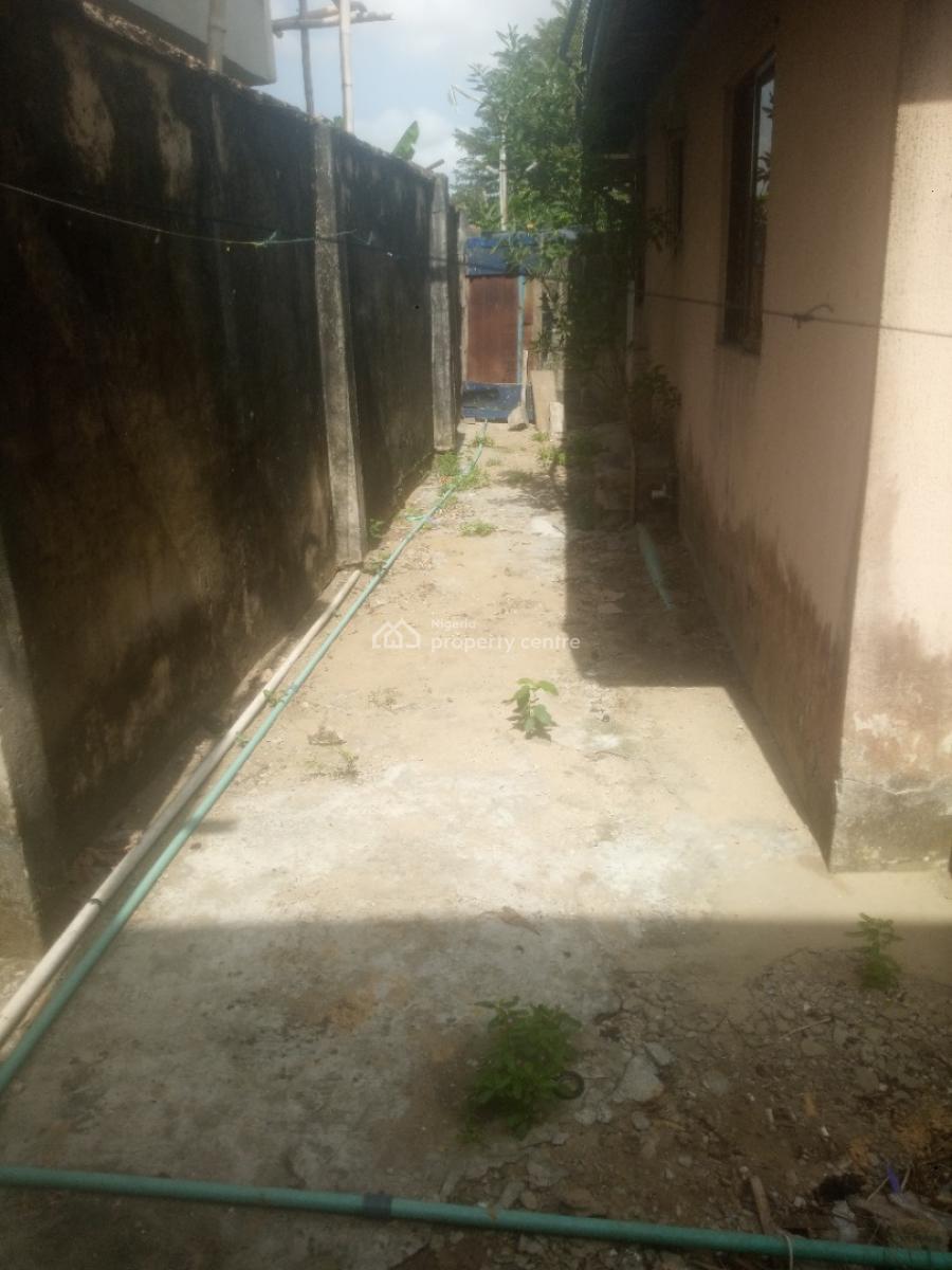 2 Bedroom with 3 Toilets & Close Proximity Fit for Business, Paradise Estate, Lakowe, Ibeju Lekki, Lagos, House for Rent