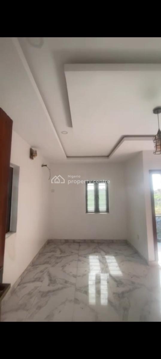 4 Unit Mini Flat, Ogoyo Area, Lekki Phase 2, Lekki, Lagos, Mini Flat (room and Parlour) for Sale