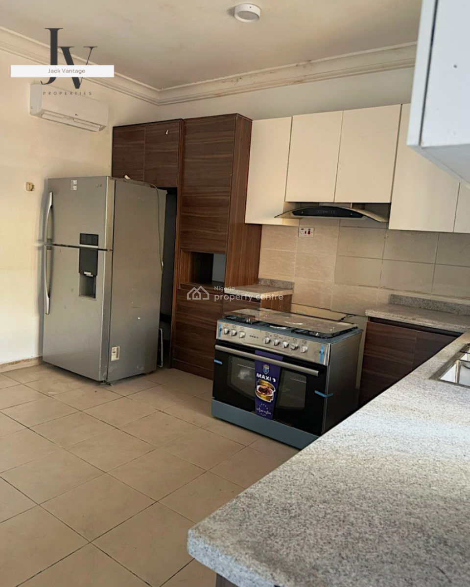 Newly Renovated 3-bedroom Apartments with Bq, Oniru, Victoria Island (vi), Lagos, Flat / Apartment for Rent