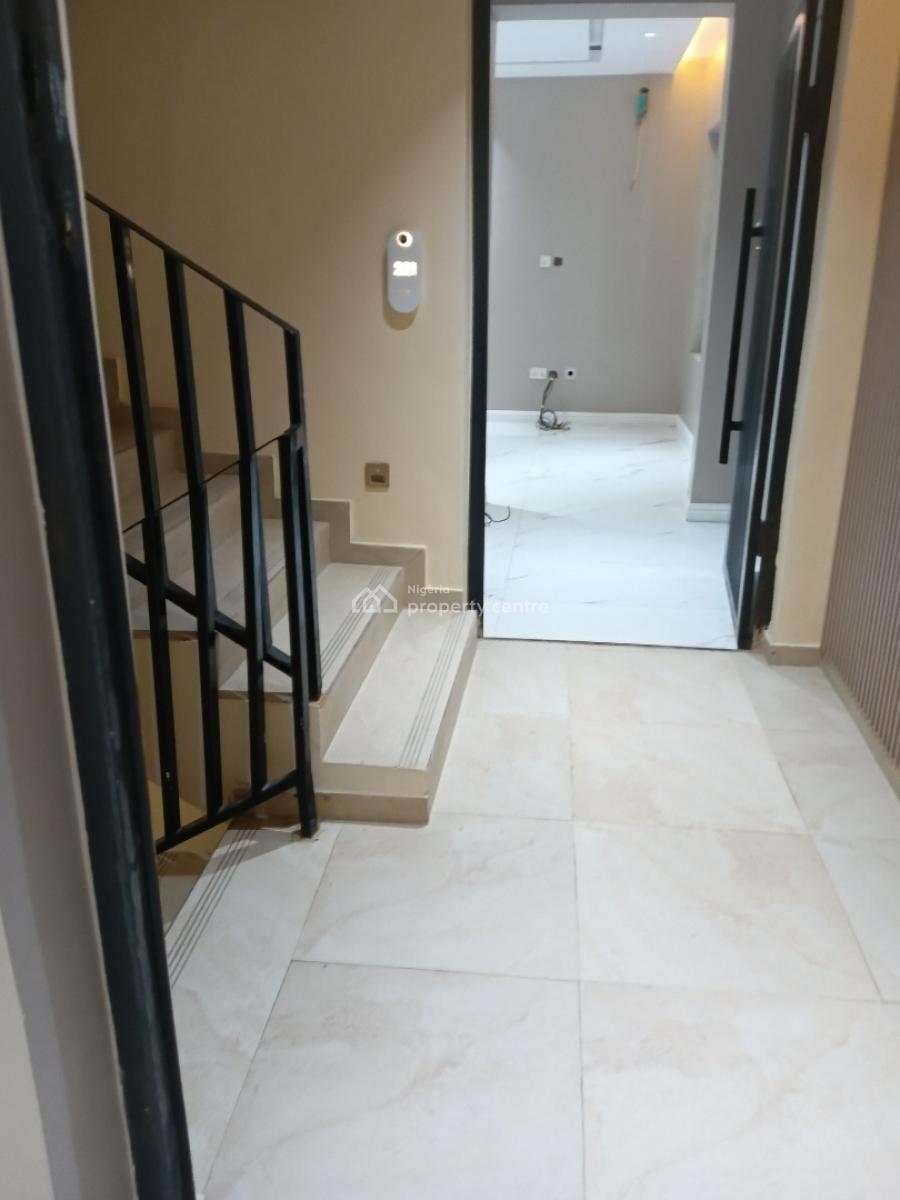 Most Executive, Most Luxury and Excellent  Brand New 2bedroom, All  En, Off Western Avenue By   Ojuelegba, Surulere Lagos, Surulere, Lagos, Flat / Apartment for Rent