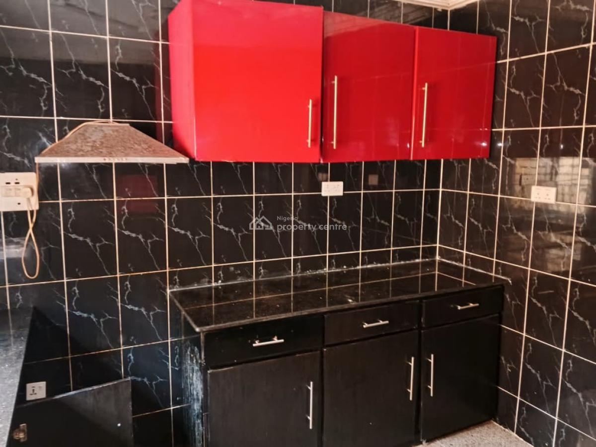 2 Bedroom Serviced Town House, Off Emmanuel Abimbola Cole, Lekki Phase 1, Lekki, Lagos, Flat / Apartment for Rent