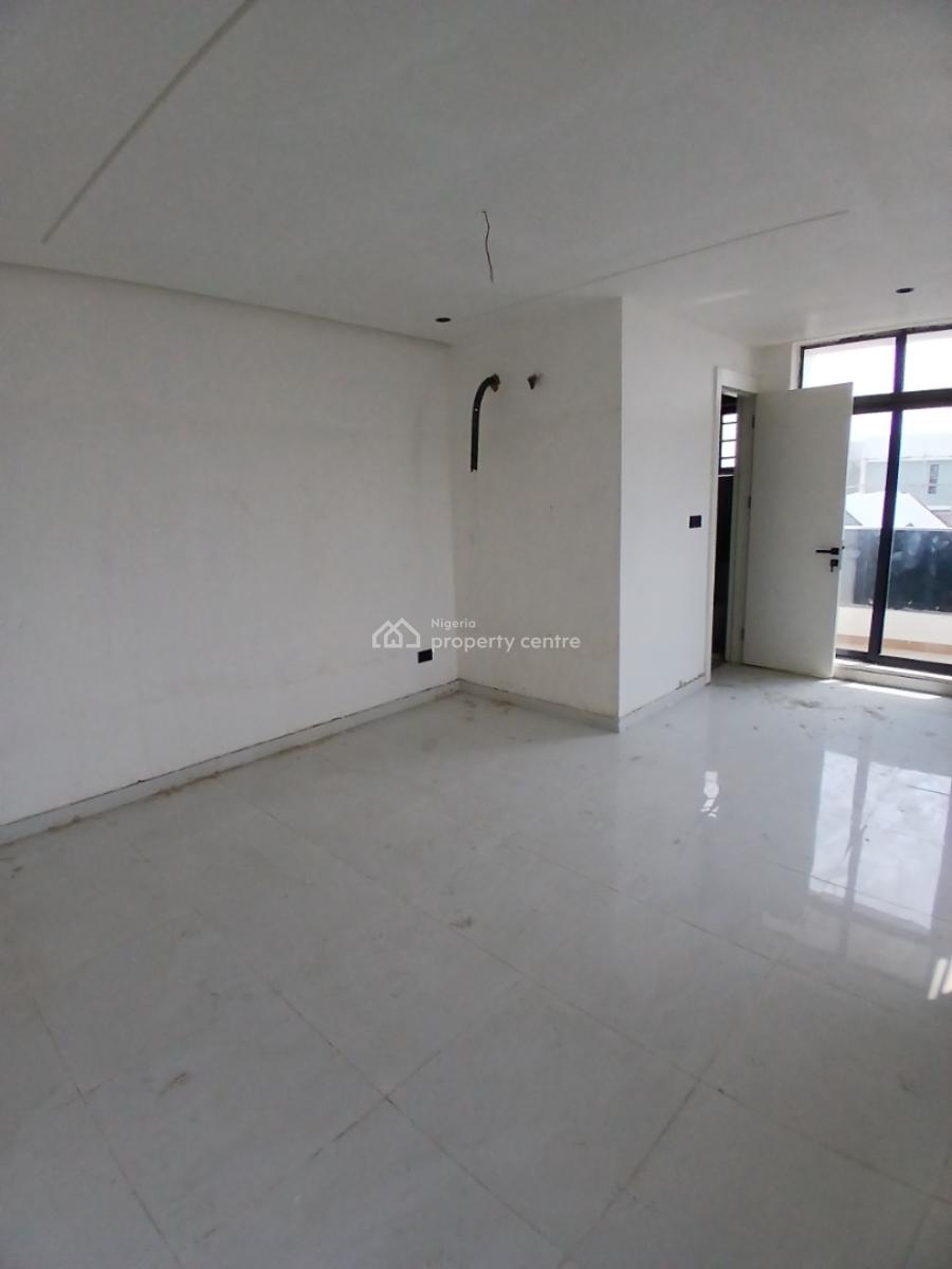 2 Bedroom En-suite Newly Built and Serviced with 24/7 Power Supply Fla, Ikate, Lekki, Lagos, Flat / Apartment for Rent