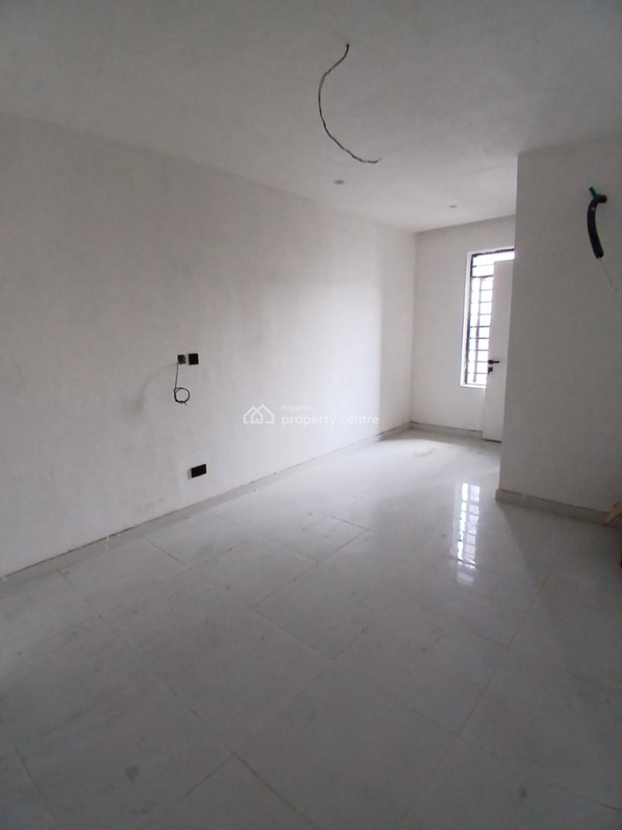 2 Bedroom En-suite Newly Built and Serviced with 24/7 Power Supply Fla, Ikate, Lekki, Lagos, Flat / Apartment for Rent