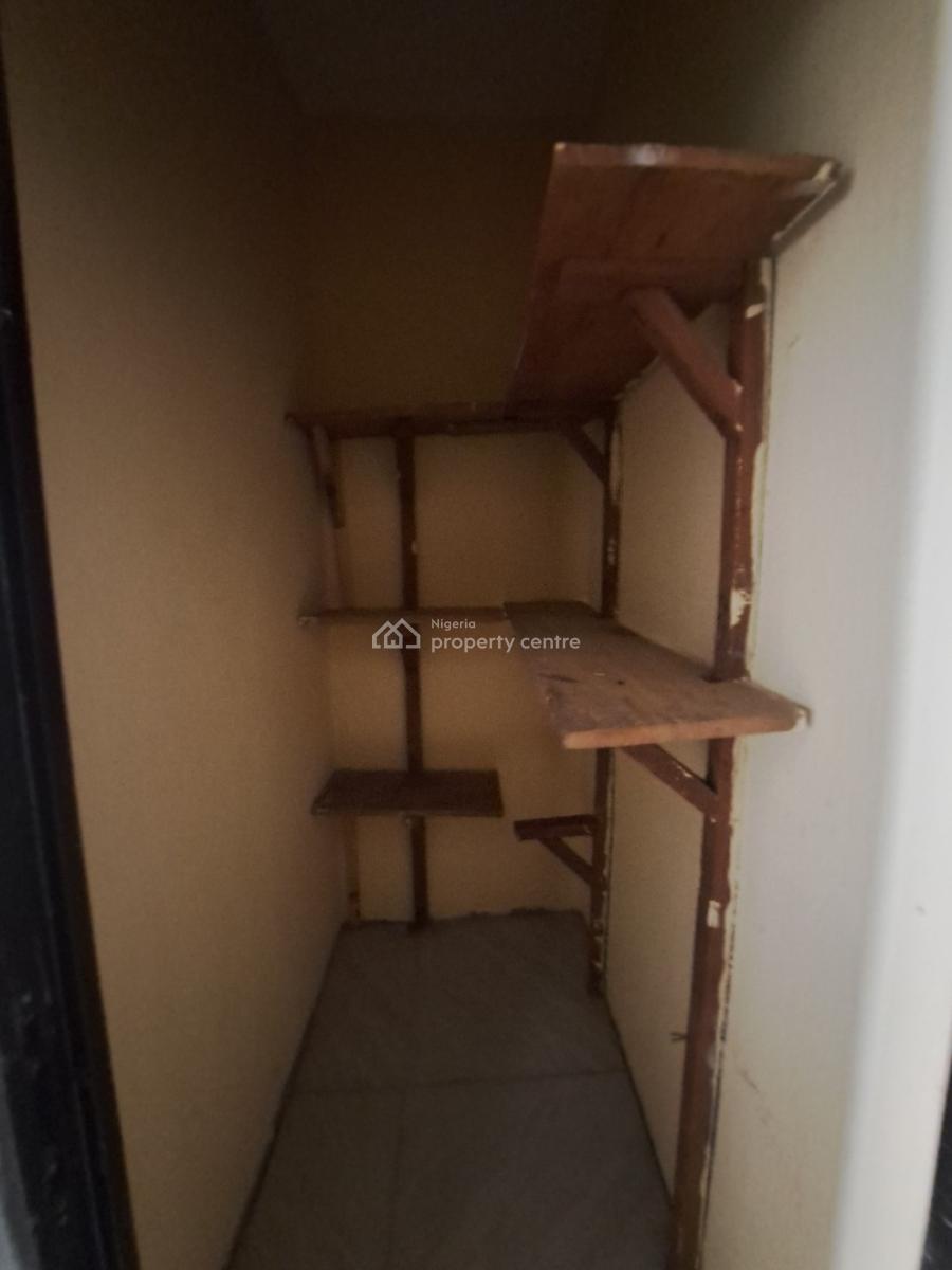 Neatly Finished 3bedroom Flat with Study, Wuse 2, Wuse 2, Abuja, Flat / Apartment for Rent