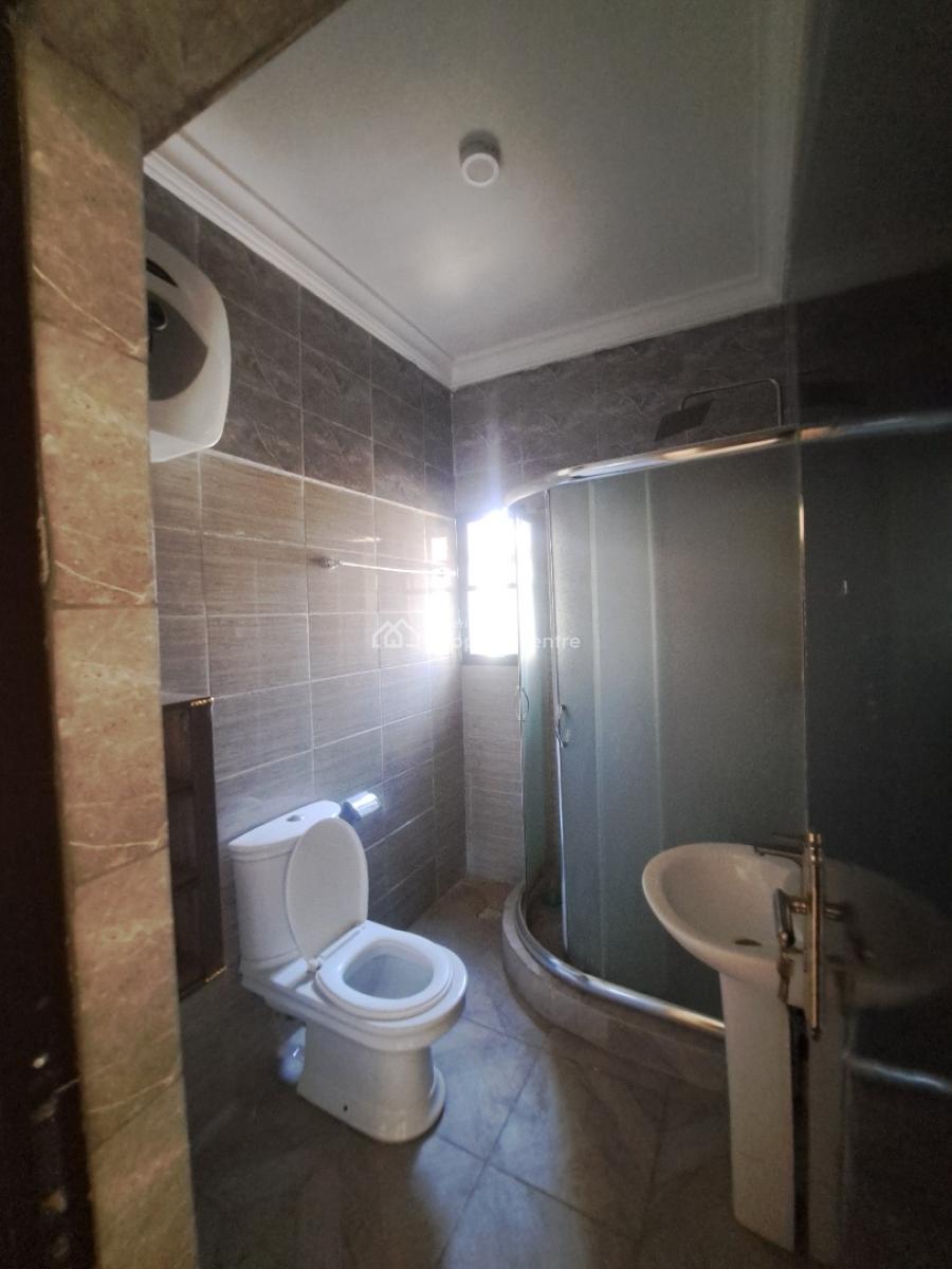 Neatly Finished 3bedroom Flat with Study, Wuse 2, Wuse 2, Abuja, Flat / Apartment for Rent