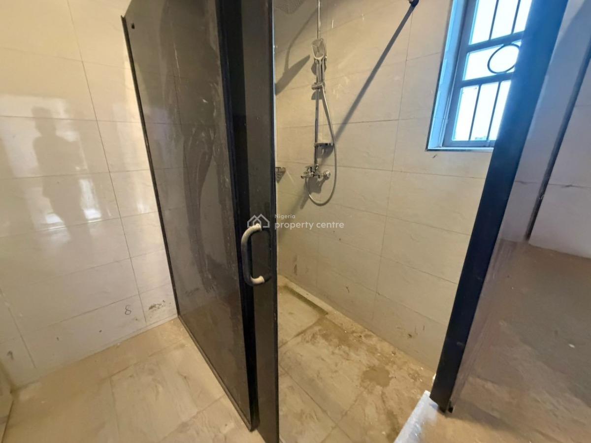 Newly Built Serviced 4-bedroom Terrace Duplex with Central Generator, Guzape District, Abuja, Terraced Duplex for Rent