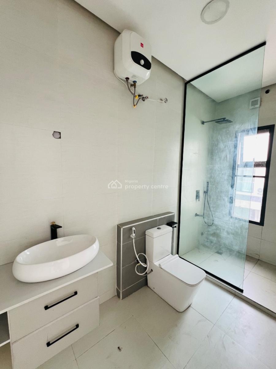 4 Bed&bq Terrace   14 Million, Ikota, Lekki, Lagos, Terraced Duplex for Rent